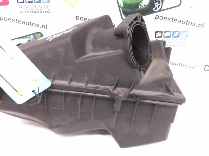Begagnade Luftfilterhus Volkswagen Golf IV (1J1) 1.6 Pris € 35,00 Marginaltabell erbjuds av Autodemontagebedrijf R. Poeste B.V.