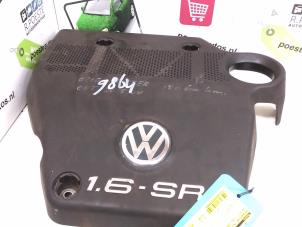 Usados Cobertor motor Volkswagen Golf IV (1J1) 1.6 Precio € 25,00 Norma de margen ofrecido por Autodemontagebedrijf R. Poeste B.V.