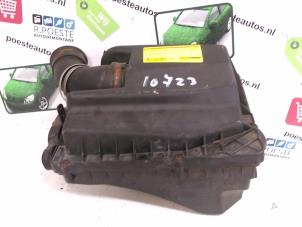 Used Air box Opel Astra H SW (L35) 1.4 16V Twinport Price € 30,00 Margin scheme offered by Autodemontagebedrijf R. Poeste B.V.