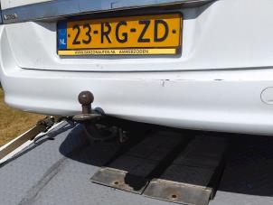 Usagé Pare-chocs arrière Opel Astra H SW (L35) 1.4 16V Twinport Prix € 100,00 Règlement à la marge proposé par Autodemontagebedrijf R. Poeste B.V.