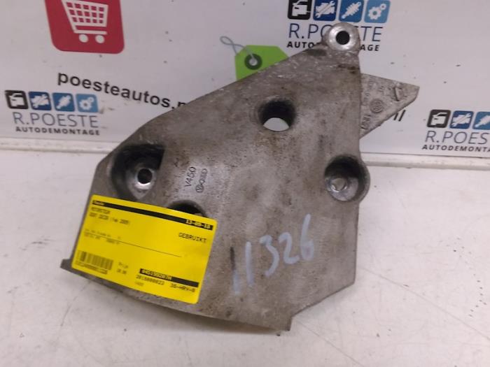 Used Engine mount Seat Ibiza IV SC (6J1) 1.4 TDI Price € 30,00 Margin scheme offered by Autodemontagebedrijf R. Poeste B.V.