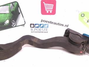 Używane Pedal gazu Peugeot 307 (3A/C/D) 1.6 16V Cena € 20,00 Procedura marży oferowane przez Autodemontagebedrijf R. Poeste B.V.