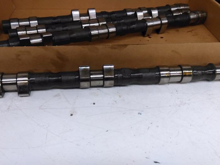 Nockenwelle Set van een Alfa Romeo 166  2001