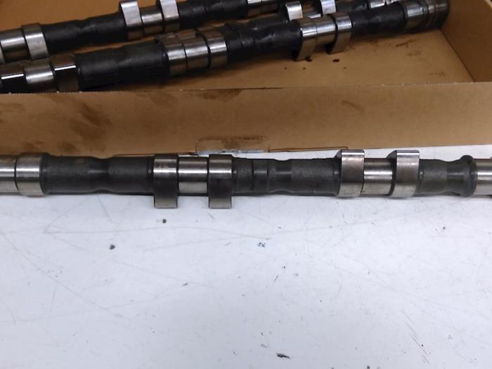Nockenwelle Set van een Alfa Romeo 166  2001