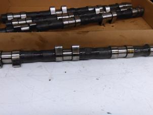 Nockenwelle Set van een Alfa Romeo 166  2001