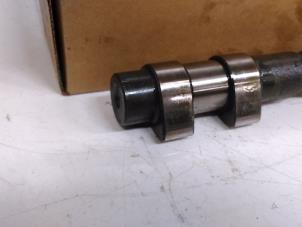 Nockenwelle Set van een Alfa Romeo 166  2001