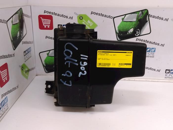 Gebrauchte Luftfiltergehäuse Mitsubishi Colt (Z2/Z3) 1.3 16V Preis € 40,00 Margenregelung angeboten von Autodemontagebedrijf R. Poeste B.V.