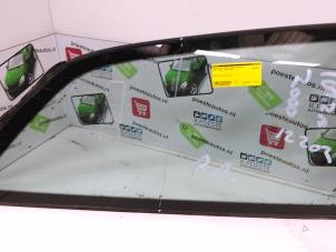 Gebrauchte Zusätzliches Fenster 2-türig rechts hinten Seat Ibiza II (6K1) 1.6 Preis € 30,00 Margenregelung angeboten von Autodemontagebedrijf R. Poeste B.V.