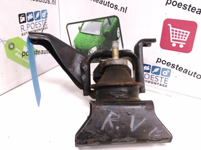 Used Engine mount Suzuki Liana (ERC/ERD/RH4) Price € 30,00 Margin scheme offered by Autodemontagebedrijf R. Poeste B.V.