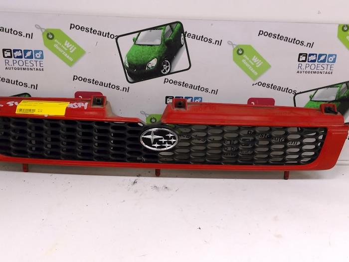 Używane Grill Subaru Justy (KA/KD) 1.2 GL,S Cena € 20,00 Procedura marży oferowane przez Autodemontagebedrijf R. Poeste B.V.