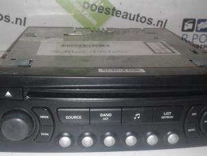 Usagé Radio/Lecteur CD Citroen C4 Berline (LC) 1.6 16V Prix € 30,00 Règlement à la marge proposé par Autodemontagebedrijf R. Poeste B.V.