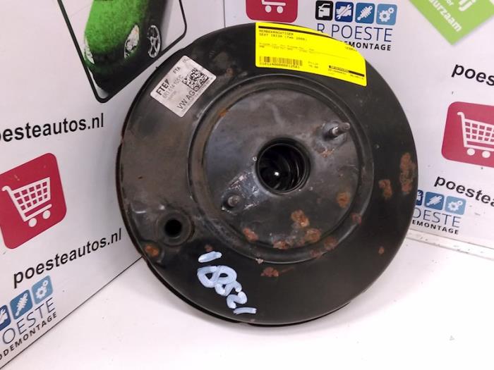 Usagé Servo frein Seat Ibiza IV SC (6J1) 1.4 TDI Prix € 40,00 Règlement à la marge proposé par Autodemontagebedrijf R. Poeste B.V.