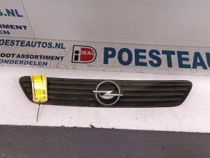 Used Grille Opel Astra G (F08/48) 1.7 DTL Price € 20,00 Margin scheme offered by Autodemontagebedrijf R. Poeste