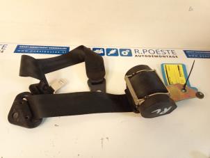 Used Front seatbelt, right Peugeot 306 (7A/C/S) 1.6i XR,XT,ST Price € 35,00 Margin scheme offered by Autodemontagebedrijf R. Poeste B.V.
