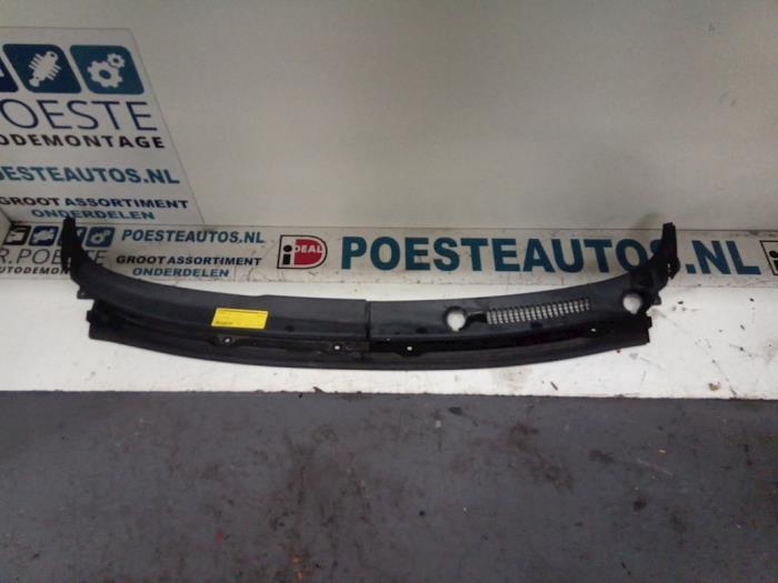 Używane Parawan Daihatsu Cuore (L251/271/276) 1.0 12V DVVT Cena € 25,00 Procedura marży oferowane przez Autodemontagebedrijf R. Poeste B.V.