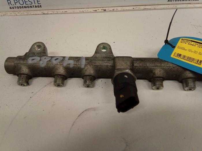 Usagé Système d'injection Alfa Romeo 147 (937) Prix € 55,00 Règlement à la marge proposé par Autodemontagebedrijf R. Poeste B.V.