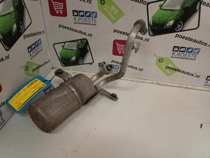 Usagé Déshydrateur clim Ford Focus C-Max 1.8 16V Prix € 30,00 Règlement à la marge proposé par Autodemontagebedrijf R. Poeste B.V.
