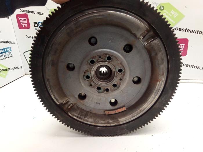 Dual mass flywheel from a Peugeot 307 SW (3H) 1.6 HDiF 110 16V 2006