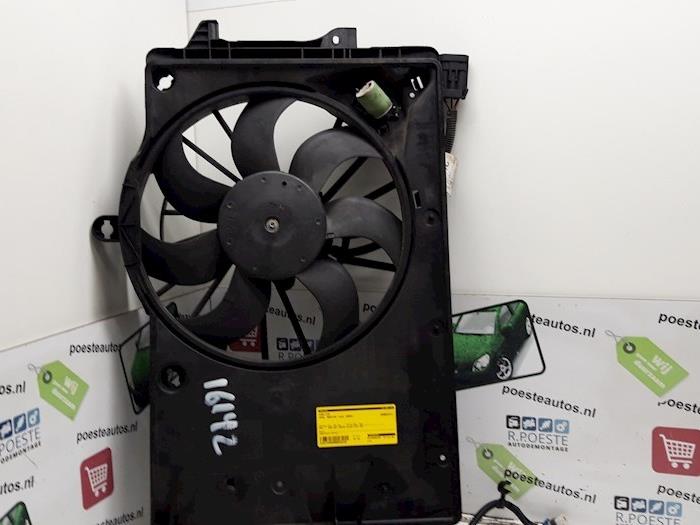 Cooling fans from a Opel Meriva 1.6 16V 2003