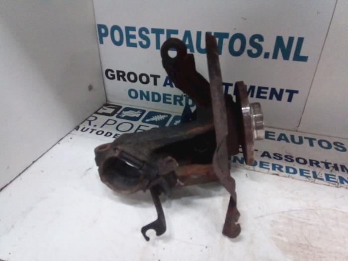 Knuckle, front left from a Volkswagen Polo IV (9N1/2/3) 1.8 GTI T 20V 2007