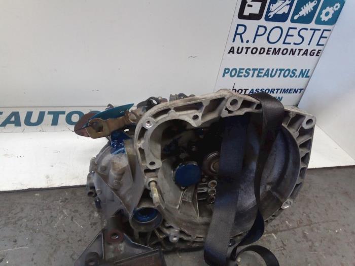 Gebrauchte Getriebe Alfa Romeo 1750-2000 (105) 1750 Berlina Preis € 200,00 Margenregelung angeboten von Autodemontagebedrijf R. Poeste B.V.