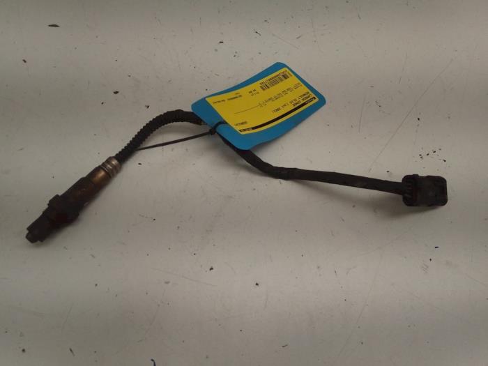 Usados Sonda Lambda Renault Clio II (BB/CB) 1.4 16V Precio € 20,00 Norma de margen ofrecido por Autodemontagebedrijf R. Poeste B.V.