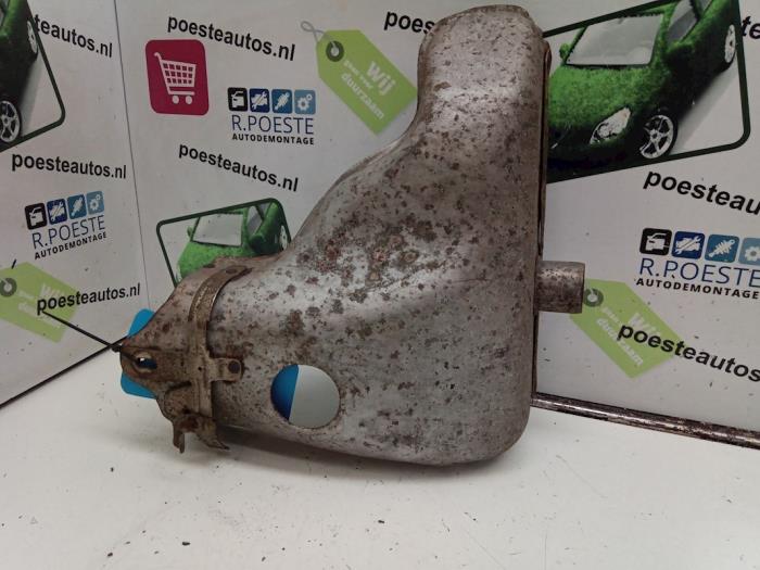 Begagnade Värmesköld Volkswagen Polo IV (9N1/2/3) 1.4 16V Pris € 20,00 Marginaltabell erbjuds av Autodemontagebedrijf R. Poeste B.V.