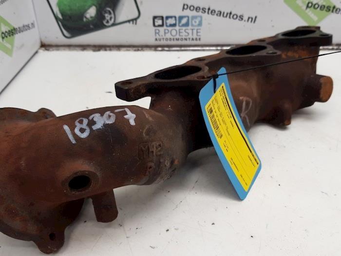 Gebrauchte Abgaskrümmer Kia Sorento I (JC) 3.5 V6 24V Preis € 140,00 Margenregelung angeboten von Autodemontagebedrijf R. Poeste B.V.