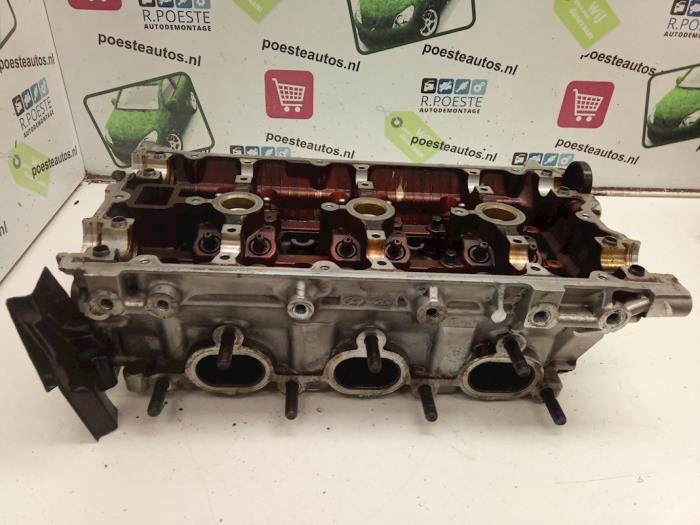 Cylinder head Kia Sorento I/II 3.5 V6 24V G6CU