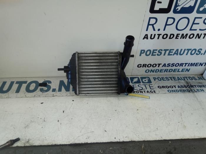 Used Intercooler Fiat Punto II (188) 1.3 JTD Multijet 16V Price € 50,00 Margin scheme offered by Autodemontagebedrijf R. Poeste B.V.