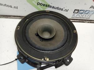 Used Speaker Hyundai Santa Fe I 2.4 16V 4x4 Price € 15,00 Margin scheme offered by Autodemontagebedrijf R. Poeste B.V.