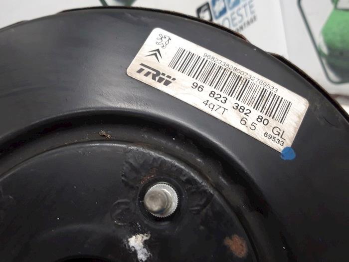 Usagé Servo frein Peugeot 207/207+ (WA/WC/WM) 1.4 16V VTi Prix € 75,00 Règlement à la marge proposé par Autodemontagebedrijf R. Poeste B.V.