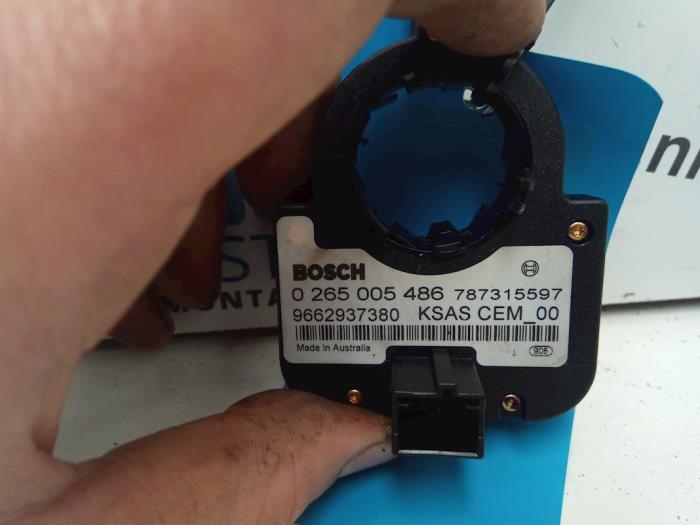 Begagnade Styrvinkelsensor Citroen C4 Berline (LC) 1.6 16V Pris € 50,00 Marginaltabell erbjuds av Autodemontagebedrijf R. Poeste B.V.