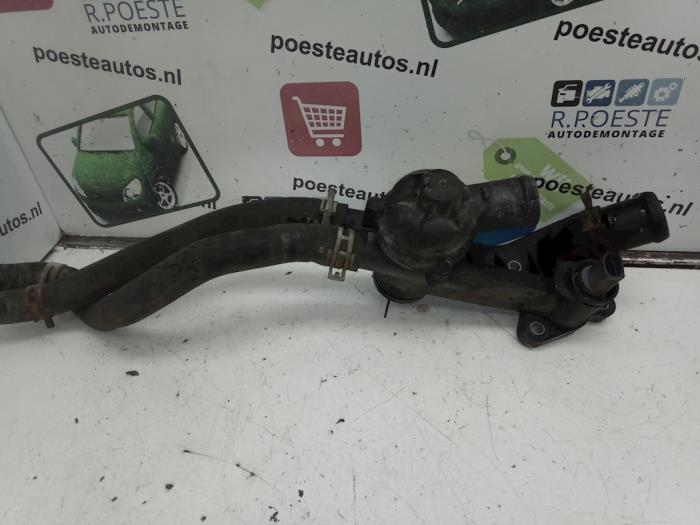 Begagnade Termostathus Volkswagen Fox (5Z) 1.2 Pris € 30,00 Marginaltabell erbjuds av Autodemontagebedrijf R. Poeste B.V.