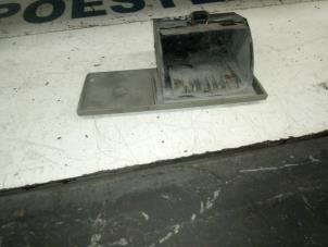 Used Front ashtray Ssang Yong Musso 2.9D Price € 20,00 Margin scheme offered by Autodemontagebedrijf R. Poeste B.V.