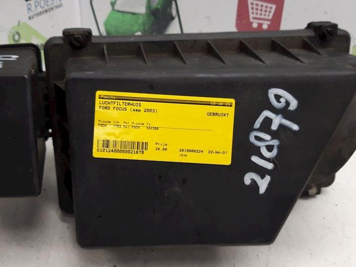 Gebrauchte Luftfiltergehäuse Ford Focus 1 Wagon 1.8 TDCi 115 Preis € 30,00 Margenregelung angeboten von Autodemontagebedrijf R. Poeste B.V.