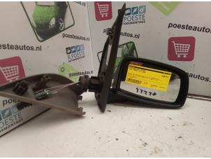 Used Wing mirror, right Fiat Panda (169) 1.1 Fire Price € 15,00 Margin scheme offered by Autodemontagebedrijf R. Poeste B.V.