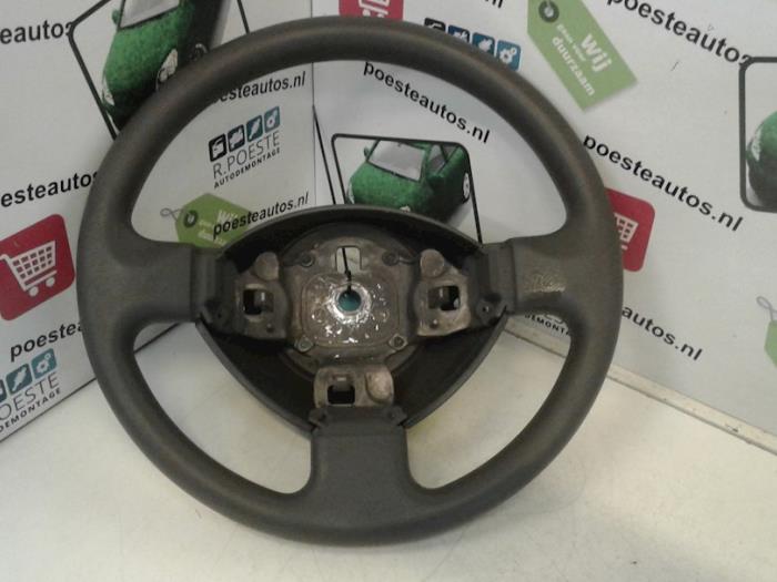Gebrauchte Lenkrad Fiat Panda (169) 1.1 Fire Preis € 30,00 Margenregelung angeboten von Autodemontagebedrijf R. Poeste B.V.
