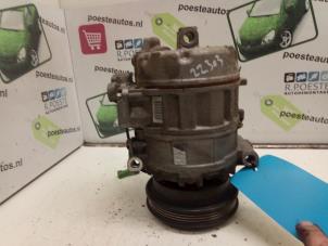 Used Air conditioning pump Volkswagen Passat (3B3) 2.0 20V Price € 40,00 Margin scheme offered by Autodemontagebedrijf R. Poeste