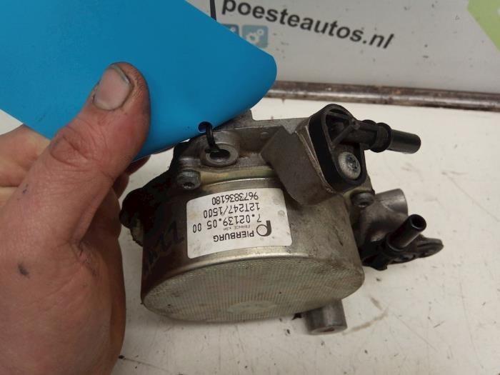 Bomba de vacío de servofreno de un Fiat Scudo (270) 2.0 D Multijet 2012