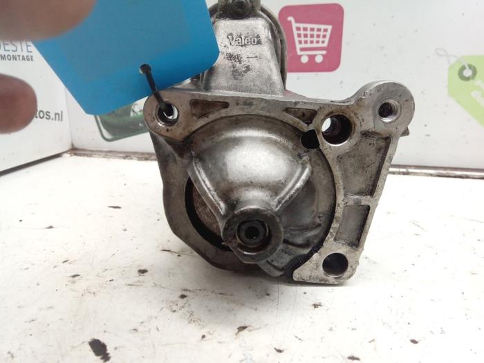 Gebrauchte Anlasser Renault Laguna II (BG) 1.9 dCi 120 Preis € 20,00 Margenregelung angeboten von Autodemontagebedrijf R. Poeste B.V.