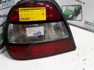 Gebrauchte Rücklicht links Daewoo Leganza 2.0 SX,CDX 16V Preis € 30,00 Margenregelung angeboten von Autodemontagebedrijf R. Poeste B.V.