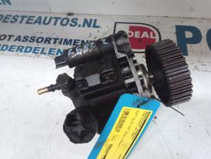 Used Mechanical fuel pump Ford Fiesta 5 (JD/JH) 1.4 TDCi Price € 150,00 Margin scheme offered by Autodemontagebedrijf R. Poeste B.V.
