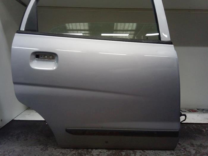 Rear door 4-door, right from a Suzuki Alto (RF410) 1.1 16V 2003