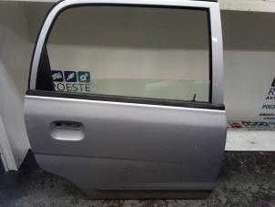 Używane Drzwi prawe tylne wersja 4-drzwiowa Suzuki Alto (RF410) 1.1 16V Cena € 50,00 Procedura marży oferowane przez Autodemontagebedrijf R. Poeste B.V.
