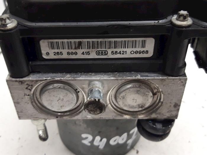 Gebrauchte ABS Steuergerät Citroen Xsara Picasso (CH) 1.8 16V Preis € 40,00 Margenregelung angeboten von Autodemontagebedrijf R. Poeste B.V.