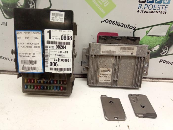 Used Engine management computer Renault Laguna II (BG) 1.8 16V Price € 175,00 Margin scheme offered by Autodemontagebedrijf R. Poeste B.V.