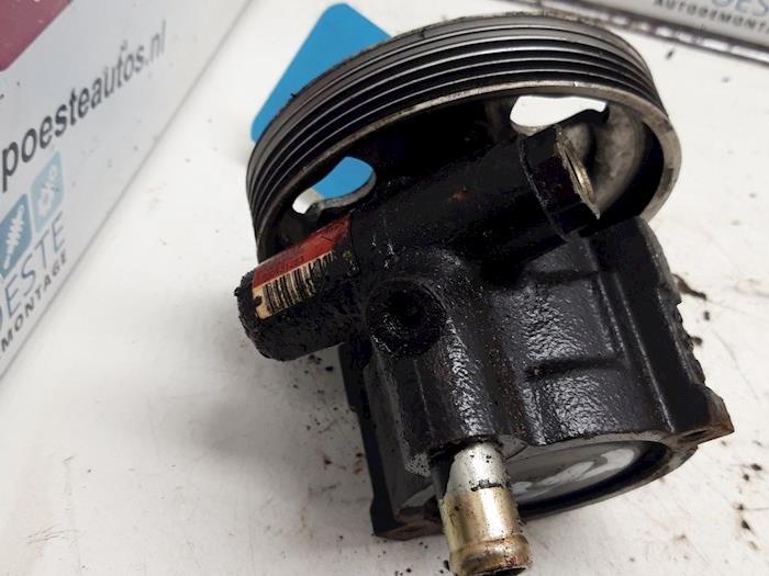 Power steering pump Renault Scénic I 1.6 16V 7700431283 K4M700