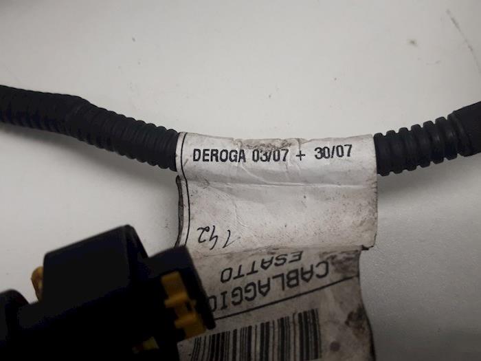 Begagnade Kablage Opel Corsa D 1.3 CDTi 16V ecoFLEX Pris € 90,00 Marginaltabell erbjuds av Autodemontagebedrijf R. Poeste B.V.