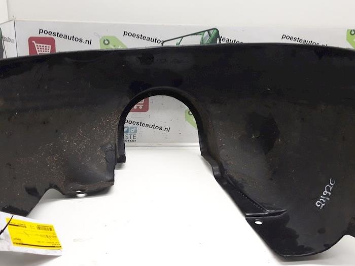 Używane Nadkole Fiat Seicento (187) 1.1 S,SX,Sporting,Hobby,Young Cena € 15,00 Procedura marży oferowane przez Autodemontagebedrijf R. Poeste B.V.